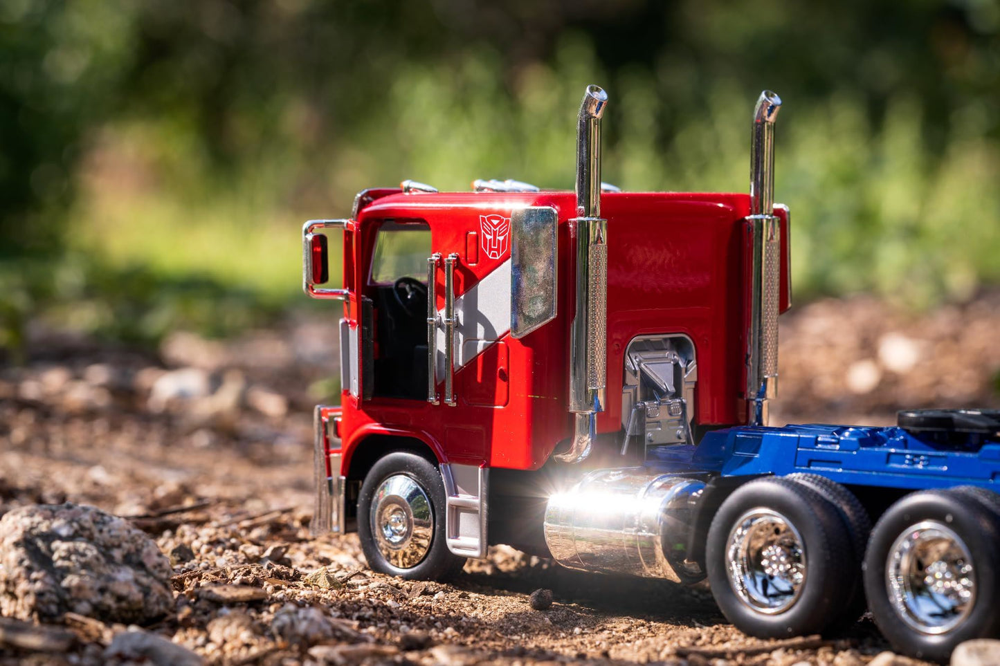 Transformers Diecast Model 1/24 Big Rig T7 Optimus Prime