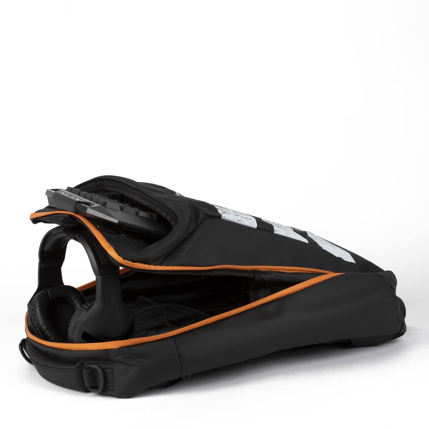 Konix Naruto 17" Gaming BackPack (Black) /Merch