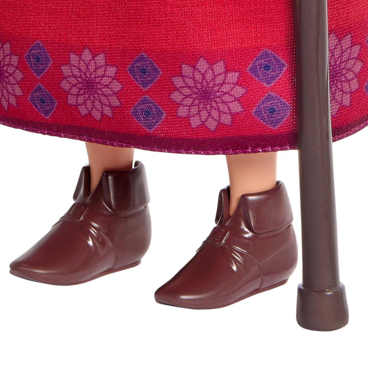 Disney Wish Dahlia of Rosas Doll and Accessories, Posable Fashion Doll