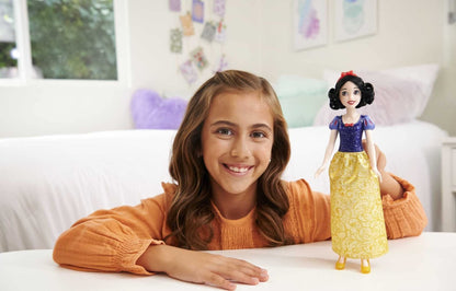 Disney Princess Core Dolls - Snow White /Toys