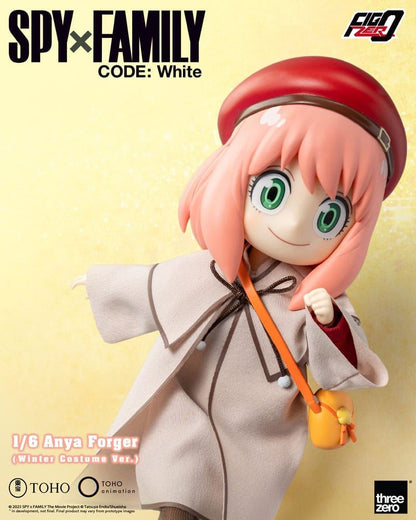 Spy x Family Code: White FigZero Anya Forger Winter 17cm