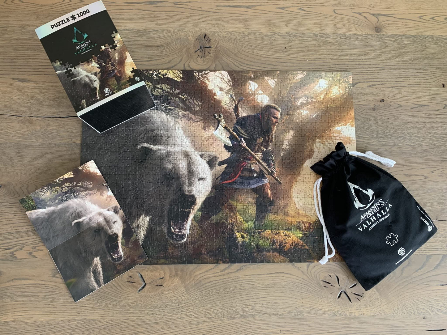 Good Loot: Assassin's Creed Valhalla (Eivor & Polar Bear) 1000pcs Puzzle s